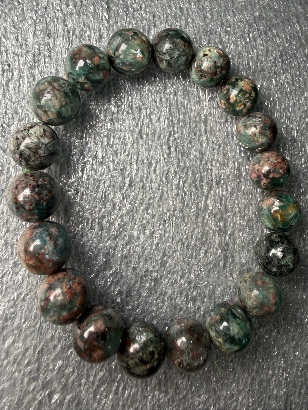 Beautiful Flashy 10MM Monet Emerald Natural Crystal Bracelet